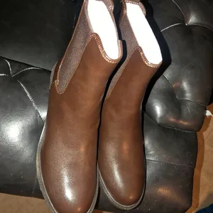 ⚽️ NEW Steve Madden Brown Chelsea Boots