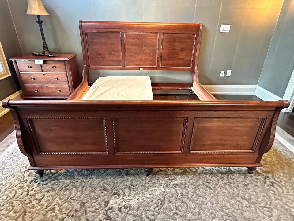 King Size Maple Wood Sleighbed Bedframe