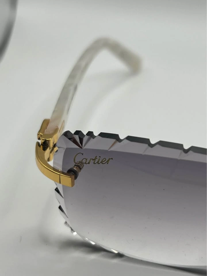 *(💲200)* Grey Diamond Cut Cartier Sunglasses - photo 2