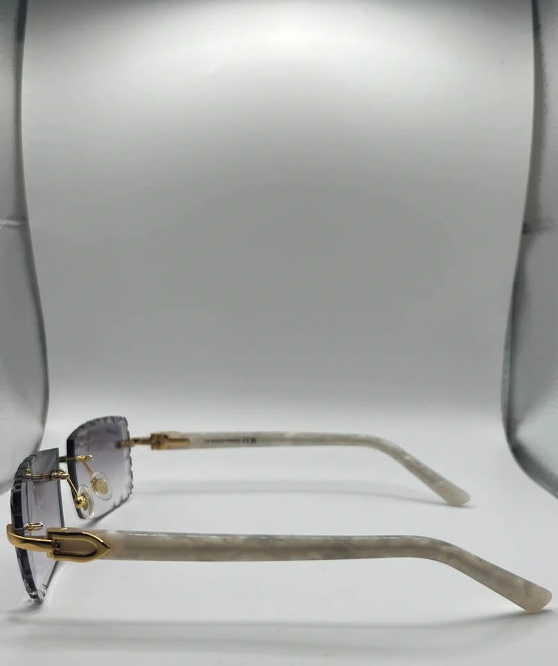 *(💲200)* Grey Diamond Cut Cartier Sunglasses - photo 3