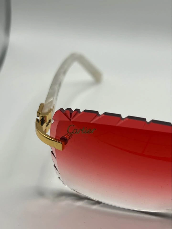 *(💲200)* Red Diamond cut Cartier sunglasses - photo 2