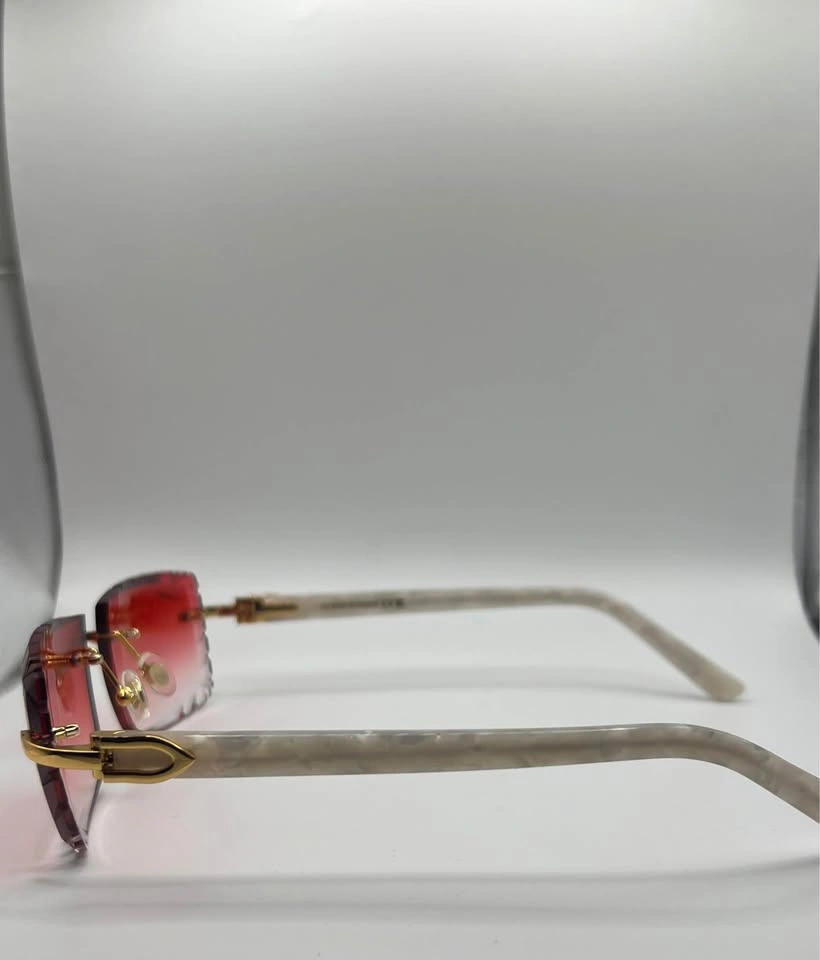 *(💲200)* Red Diamond cut Cartier sunglasses - photo 3