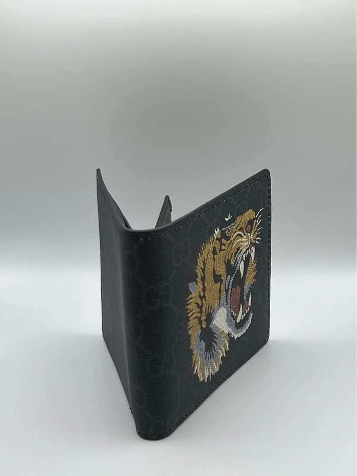 (💲80)Gucci Men's Leather Bifold Wallet GG Supreme Tiger Design - photo 2