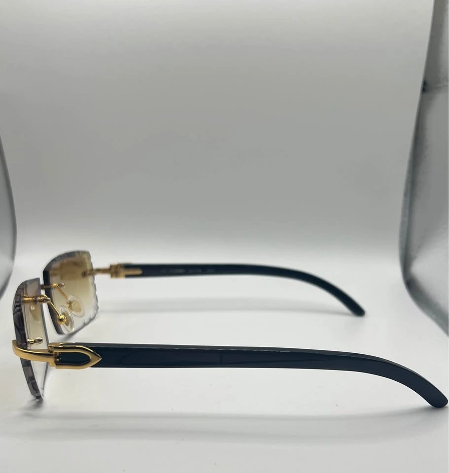 *(💲200)* Gold Cartier Diamond Cut Sunglasses - photo 3