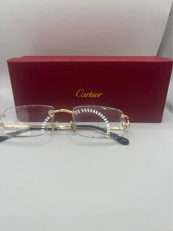 *(💲70)* Clear Diamond Cut Cartier Sunglasses - photo 4