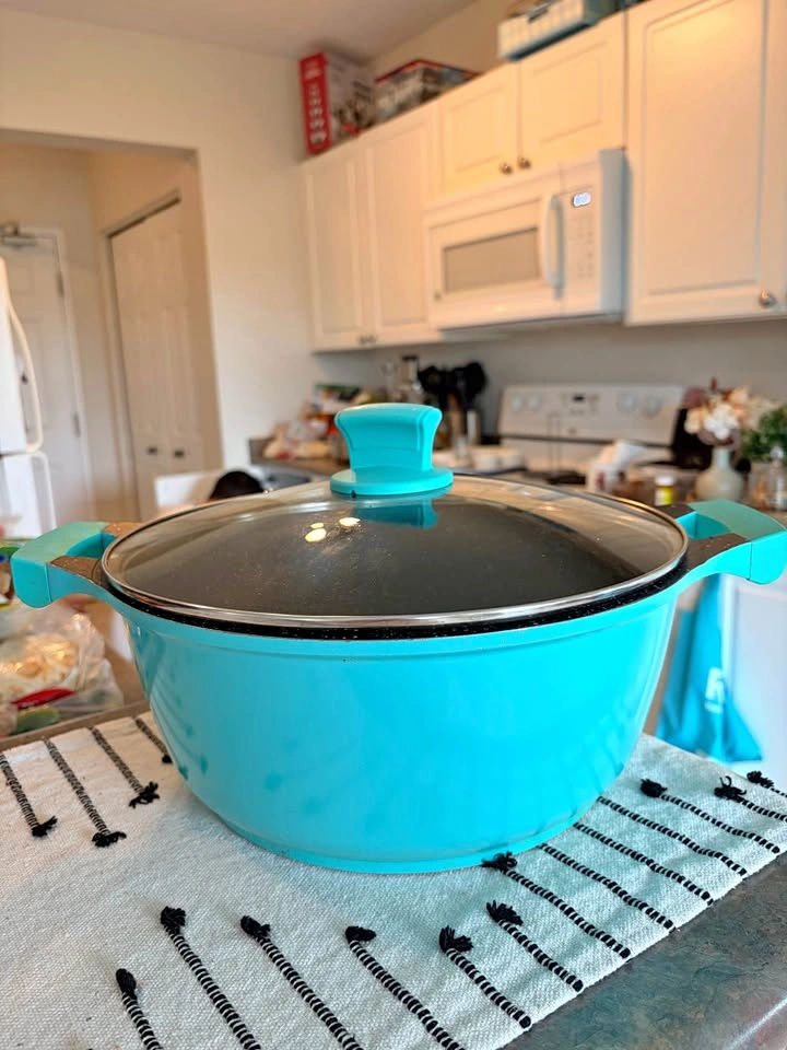 Turquoise Cookware Set