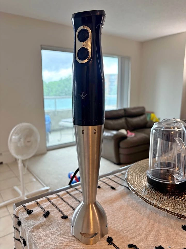 Hand Blender