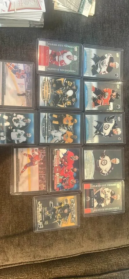 Upper Deck Hockey Cards Collection - McDavid Crosby Larkin Laine