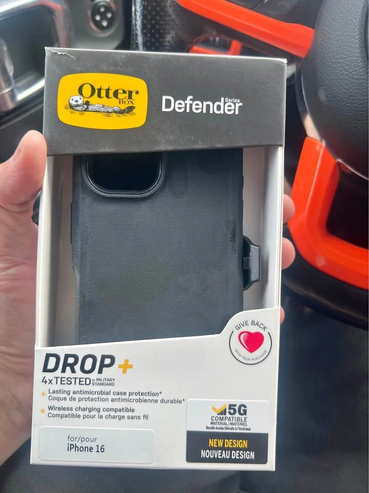 OtterBox Defender Series Case for iPhone 16 NEW