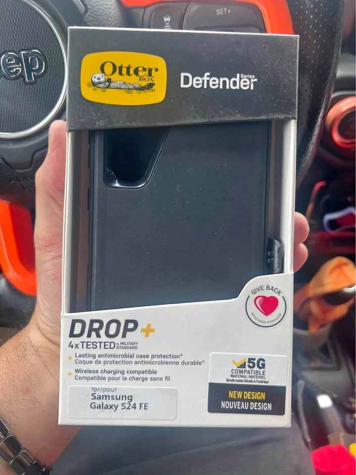 OtterBox Defender Series phone Case for Samsung Galaxy S24 FE NE