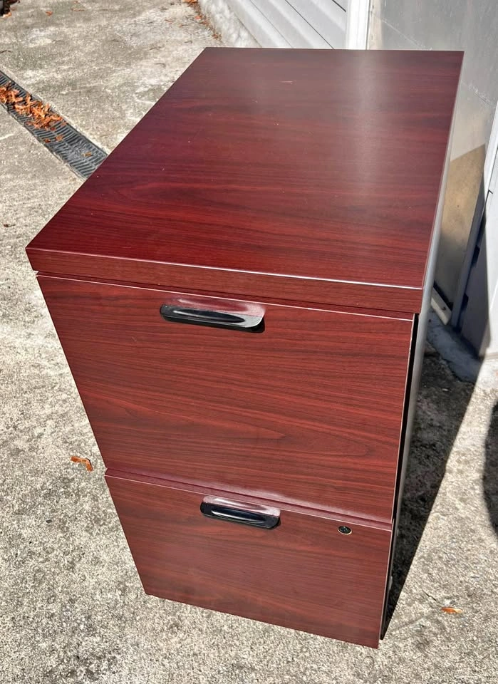 Mobile Pedestal Cabinet 16x22x28.25 Inch
