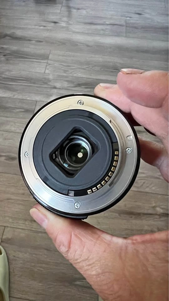 Sony E 16-50mm f/3.5-5.6 PZ OSS Lens (SELP1650)