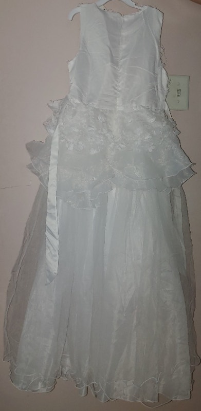 7-9 Girl's Fancy White Ruffle Lace Bow Tie Back Dress - photo 2