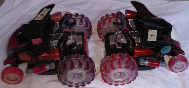 2 x Radio Remote Control Fast Lane RC Stunt Knight Speedster - photo 2