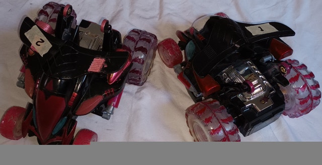 2 x Radio Remote Control Fast Lane RC Stunt Knight Speedster - photo 4