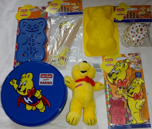 NEW 7 Piece Haribo Bear Baking Collection Set - photo 3
