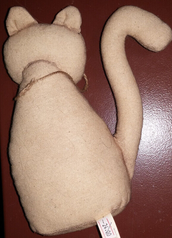 Plush Cat Figure with Wire Whiskers and Bell Collar by Honey - photo 2