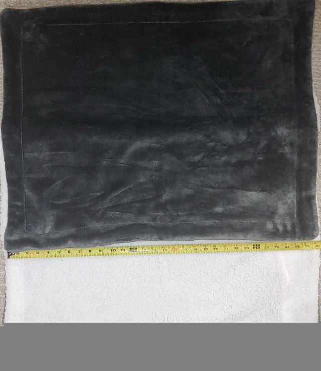 NEW 24x30" Grey Fur & White Sherpa Pillow Cases 20x26" Inserts - photo 5
