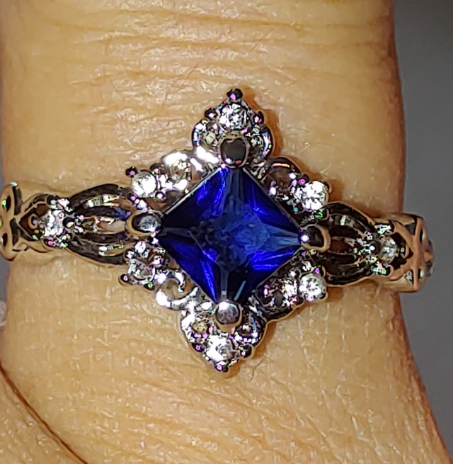 NEW Blue Sapphire & Cubic Zirconia Costume Ring Size 9