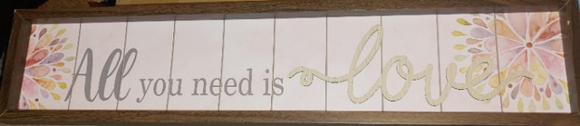 NEW Rustic Picture Frame All you need is Love - photo 2