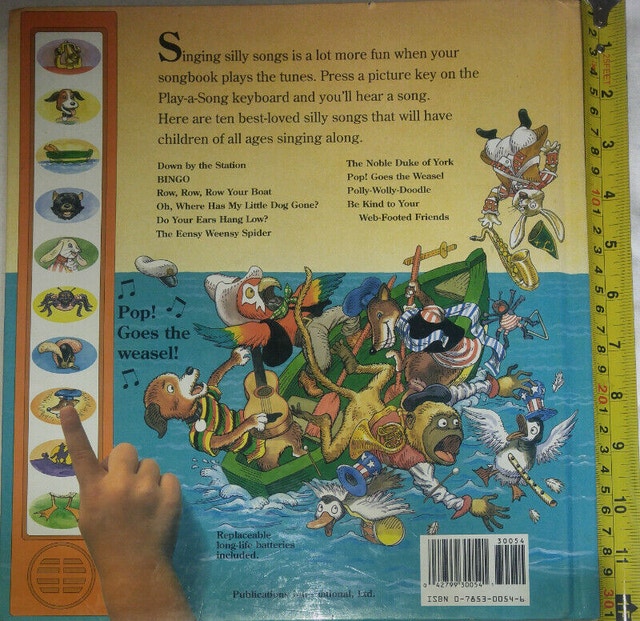 Play A Song 10 Silly Songs Hard Cover Book - photo 2