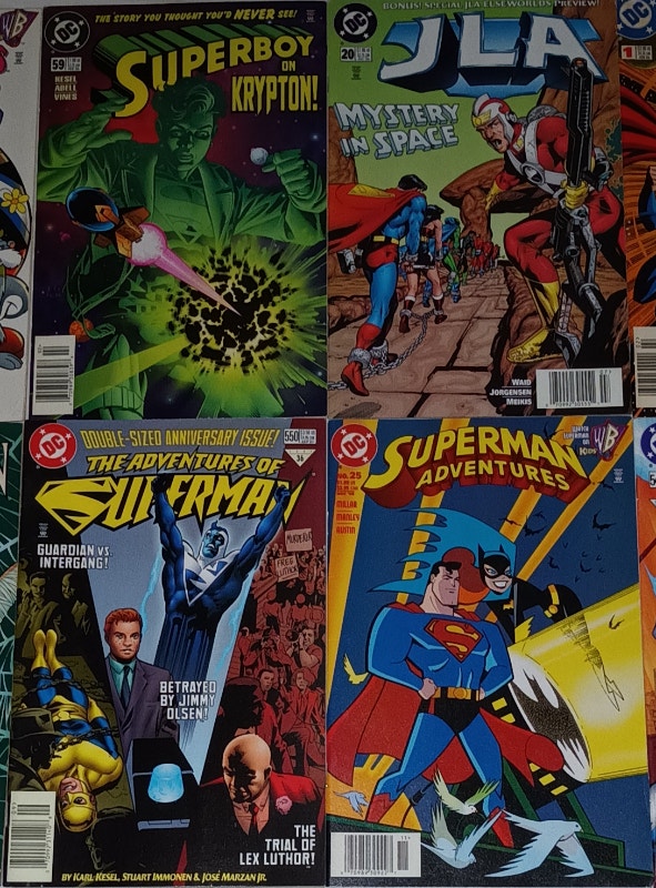 14 Vintage DC Comic Books - SuperMan, CatWoman, Animaniacs, Soni - photo 4