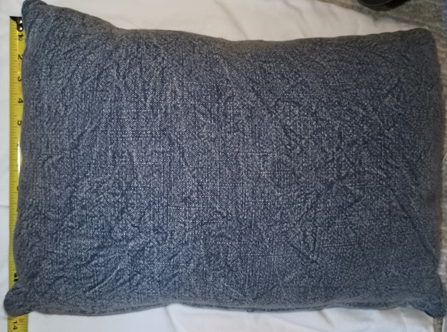 NEW 20x14" Blue Jean Wave Pattern Pillow Cover Includes Insert - photo 2