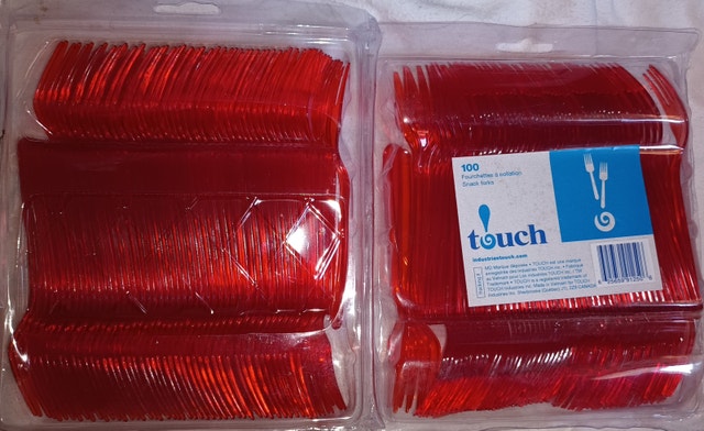 NEW 4 sets of 100 Touch Plastic Snack Forks