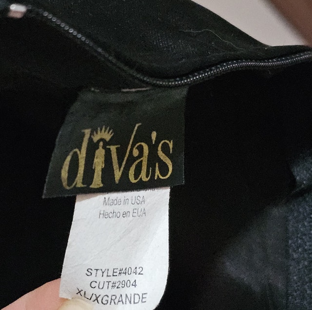 Diva's Women's Size XL Victory Black & White Satin V-Neck Dress - photo 5