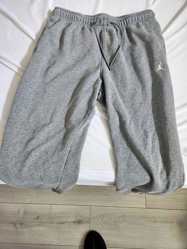 Jordan sweatpants grey, L