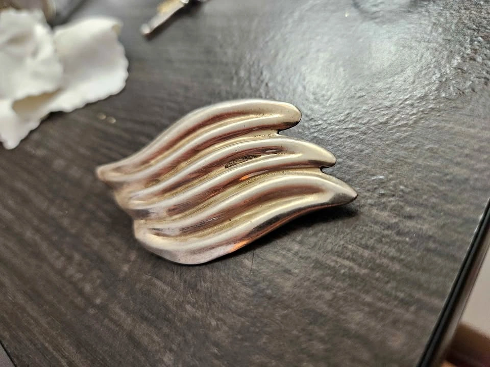 Heavy Mexico Sterling Large Leaf Brooch