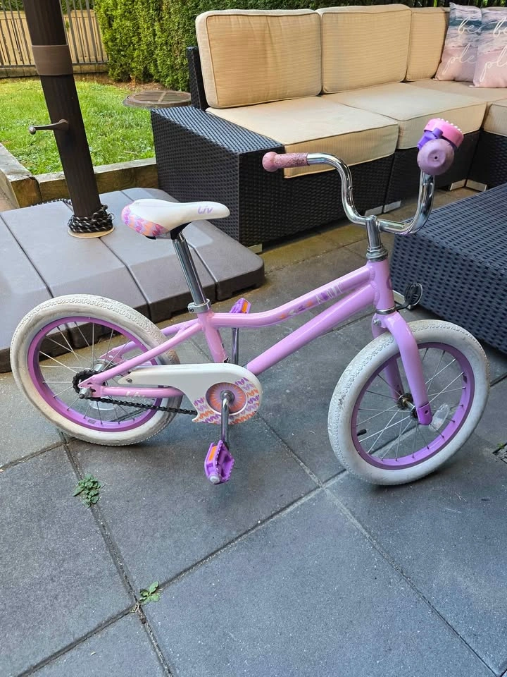 Liv Adore 16 Girls Bike with Training Wheels - photo 3