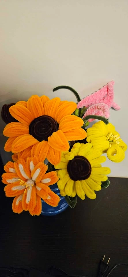 Pipecleaner flowers - photo 2