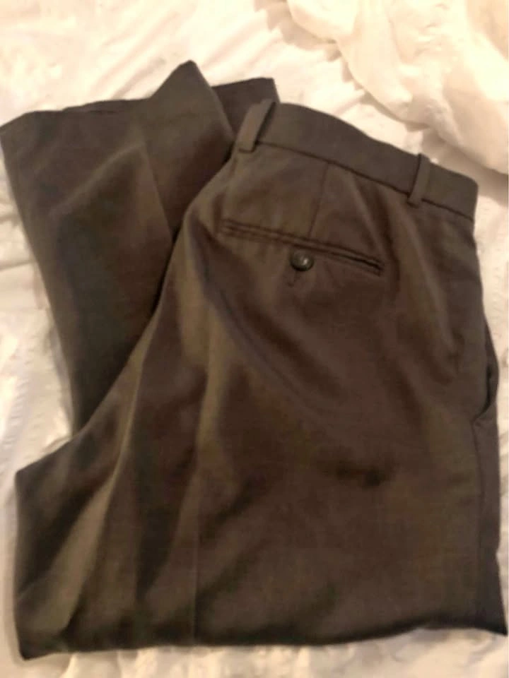 ⚽️ Boys Perry Ellis Grey Slacks size 10-12