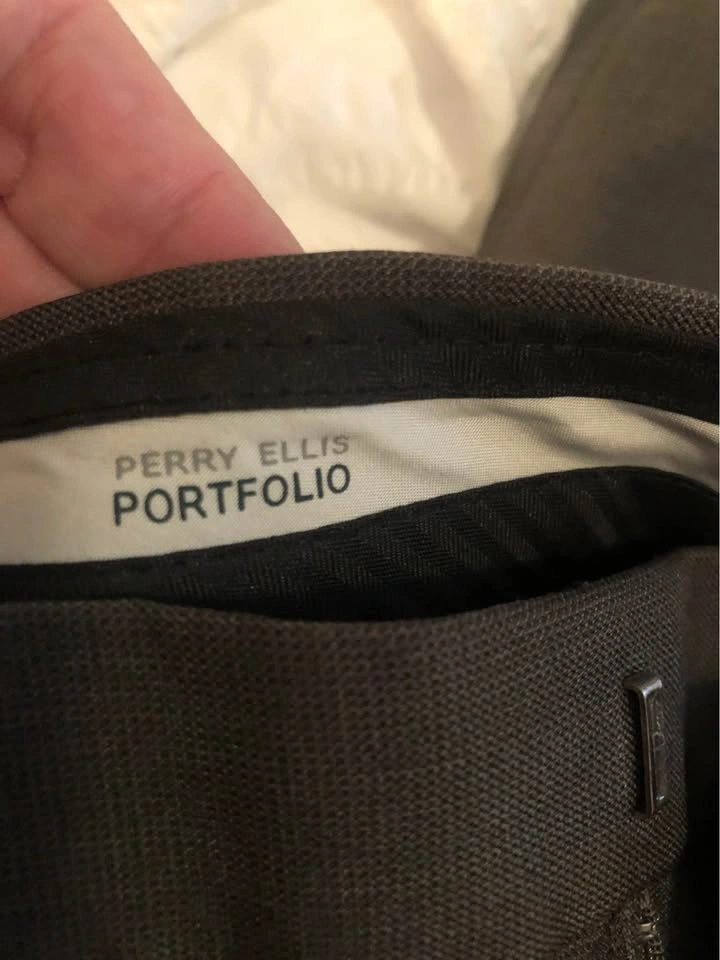 ⚽️ Boys Perry Ellis Grey Slacks size 10-12 - photo 2