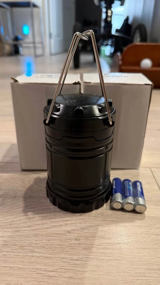 🔦 NEW Toyota Collapsible LED Camping Lantern – Batteries Include - photo 2