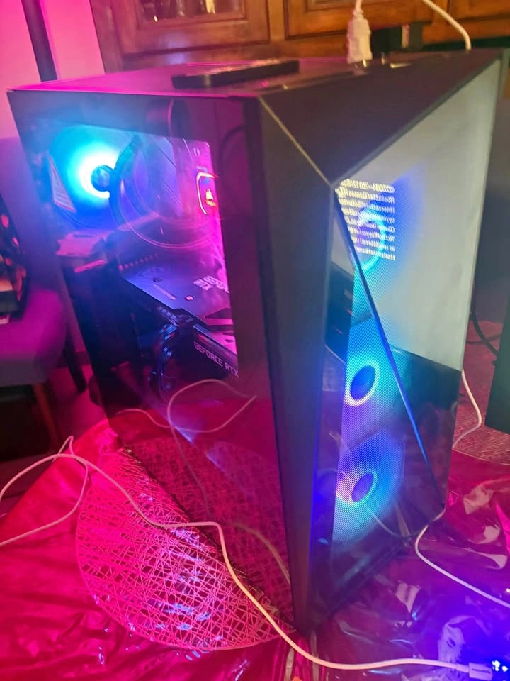 iBUYPOWER Slate 4 MR Mirror Case