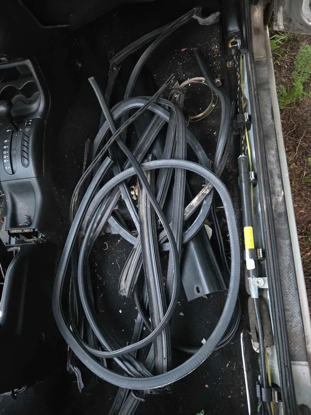 mk3.5 cabrio weather strips image indicator(3)