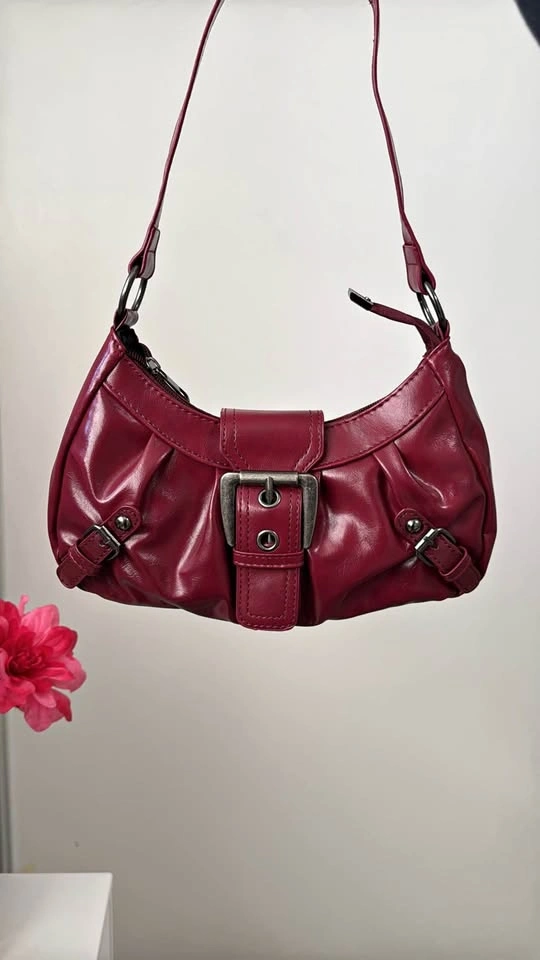 Vintage Style Burgundy Shoulder Bag