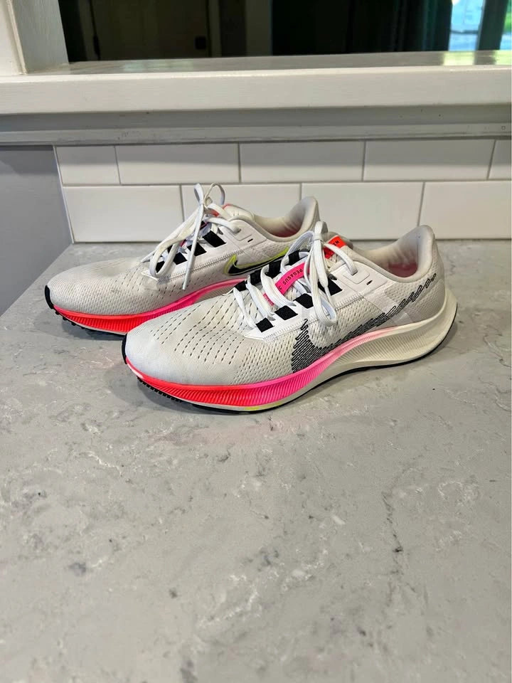 Women’s Nike Air Zoom Pegasus 38- Size 9.5
