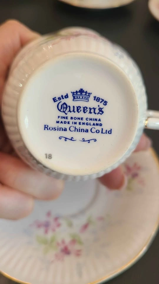 Vintage Queen's Rosina Fine Bone China Tea Cup & Saucer Sets - photo 3