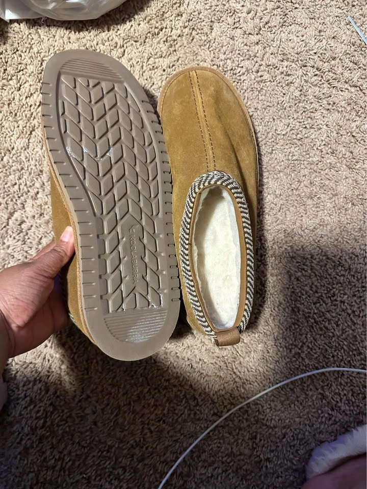 Uggs slides women’s size 12 - photo 3