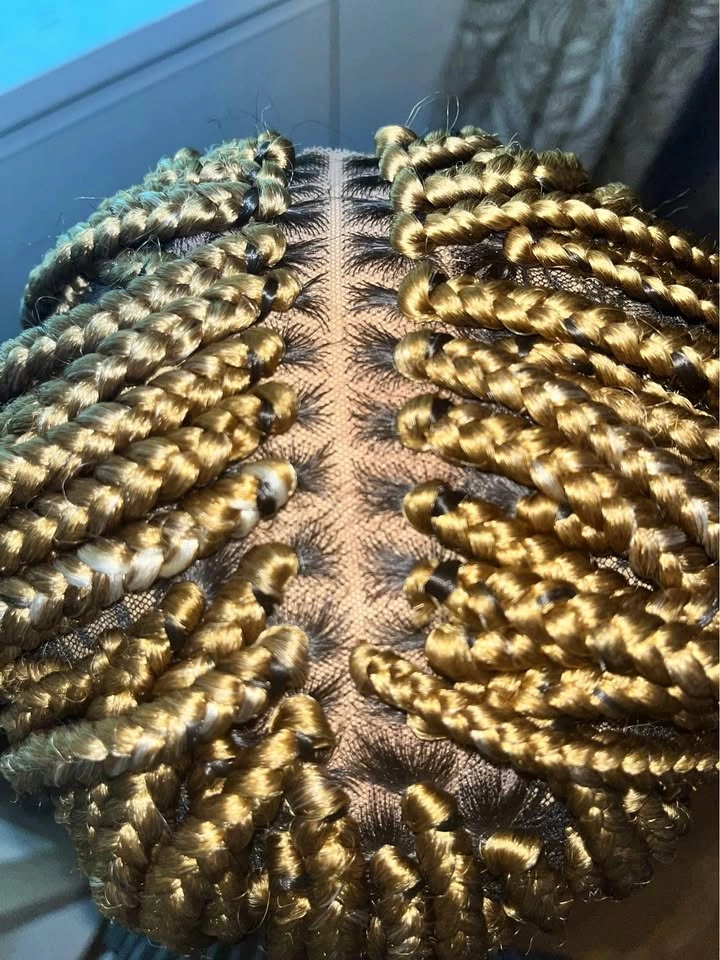 Blonde braided wig - photo 2