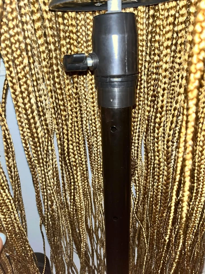 Blonde braided wig - photo 5