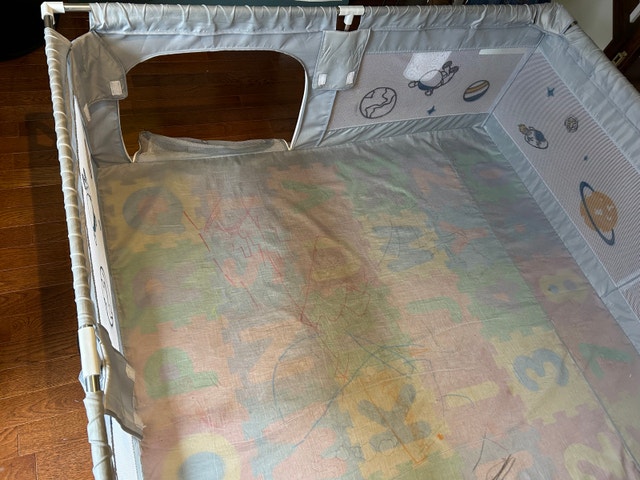 baby fence/playpen - large, square - photo 2