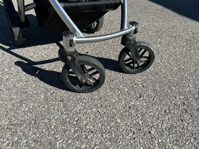 Uppababy Vista Stroller - Red - photo 2