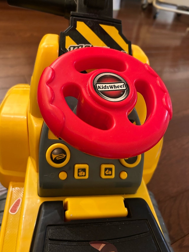 Kidswheel toy excavator truck - photo 2