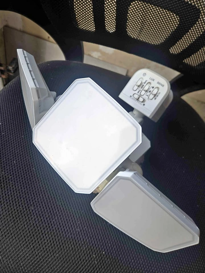 Koda Motion Activated LED Security Light LM030442