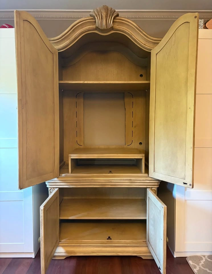 Ashley Furniture Wood Armoire Cabinet - photo 2