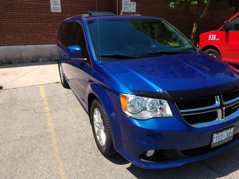 2018 Dodge Grand Caravan SXT Premium Plus - photo 5